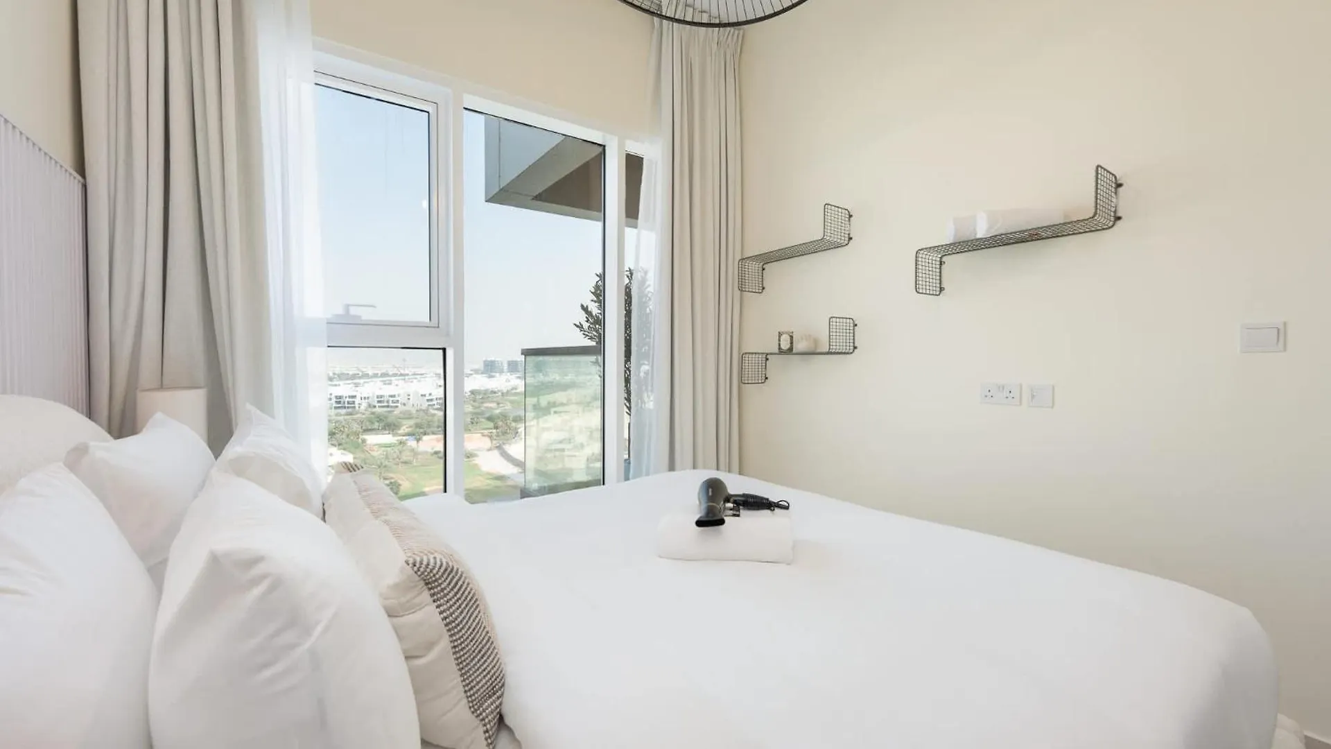 Tranquil 1Br Hideaway In Damac Hills Apartment Dubai 0*,  United Arab Emirates