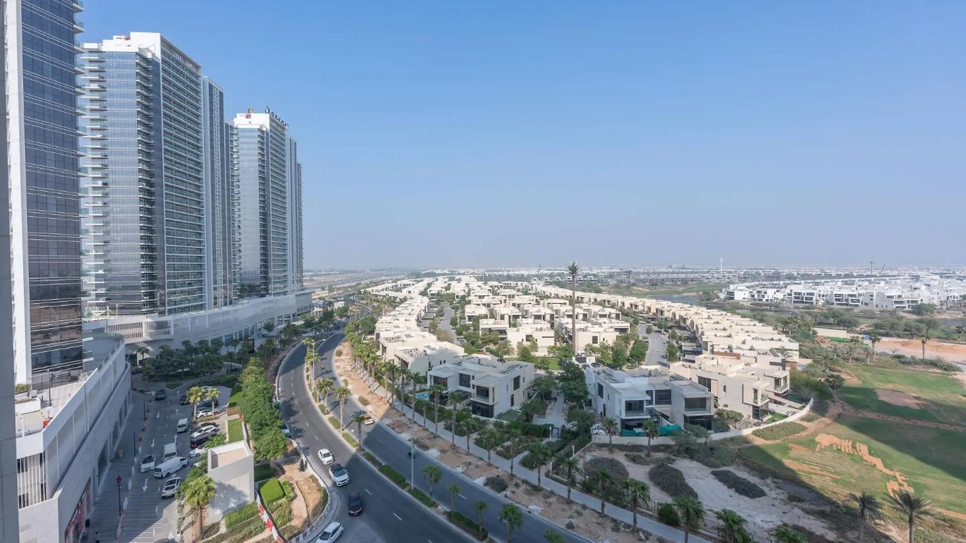 Tranquil 1Br Hideaway In Damac Hills Apartment Dubai