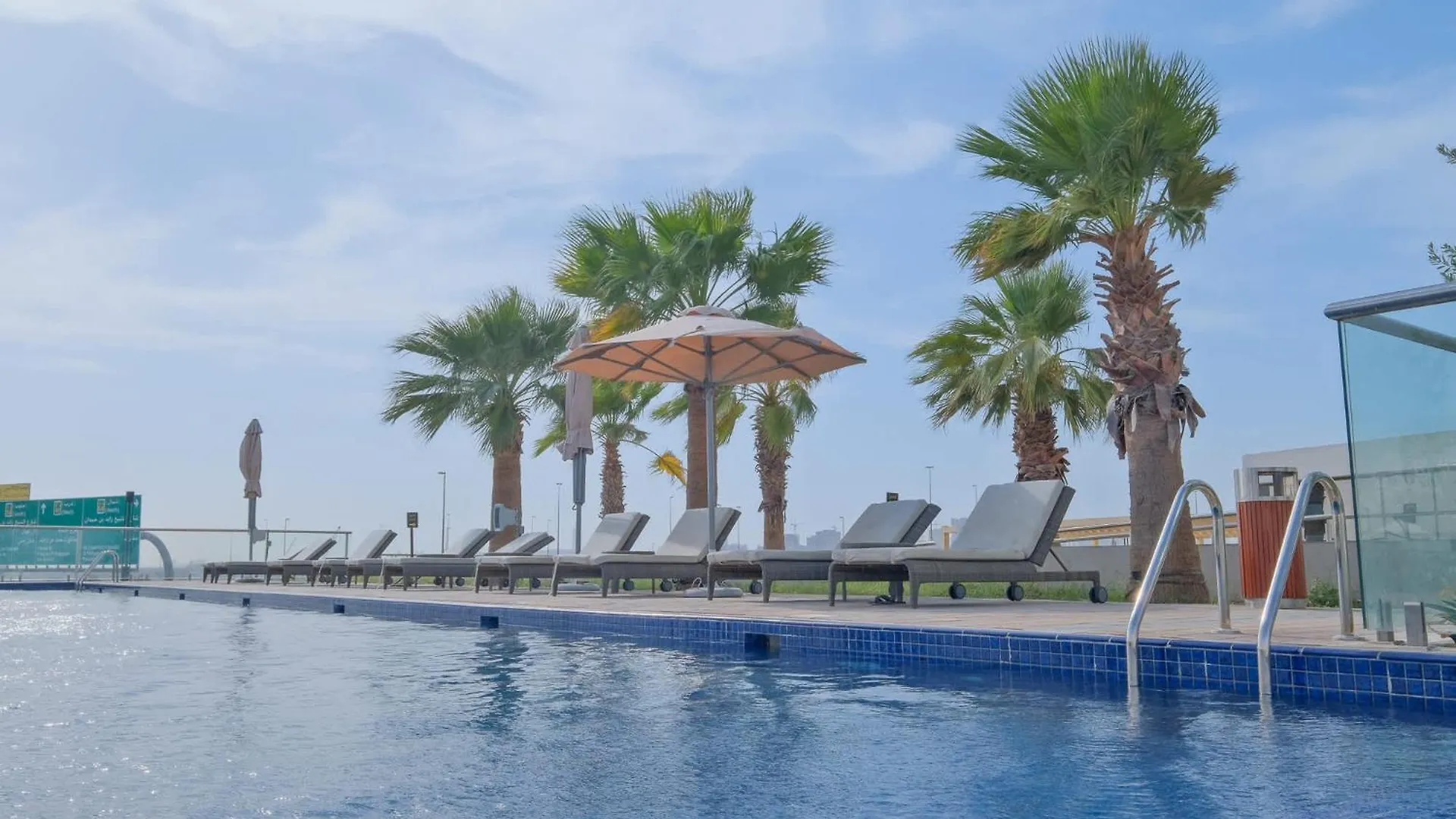 Tranquil 1Br Hideaway In Damac Hills Apartment Dubai